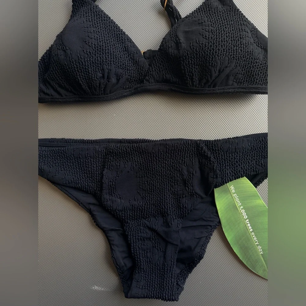 FARM RIO BLACK SUNNY BIKINI TOP AND BOTTOM SET